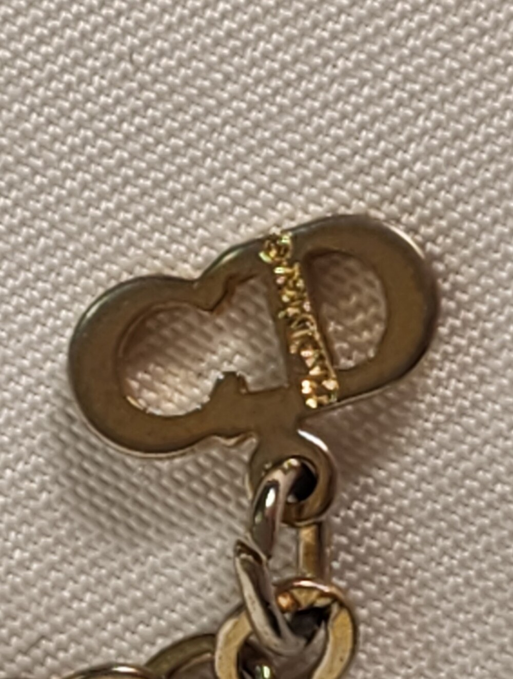 Authentic vintage Christian Dior CD Logo Round Twist Pendant Necklace - Picture 6 of 10